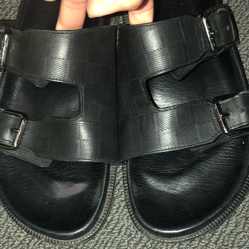 Luis Vuitton Damier Black Leather Slides Men’s 10